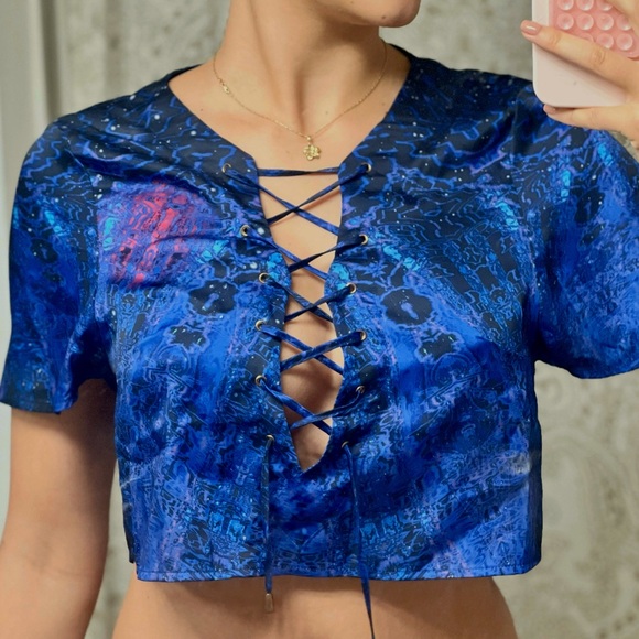 Liberated Heart stellar lace up satin crop top - Picture 1 of 5